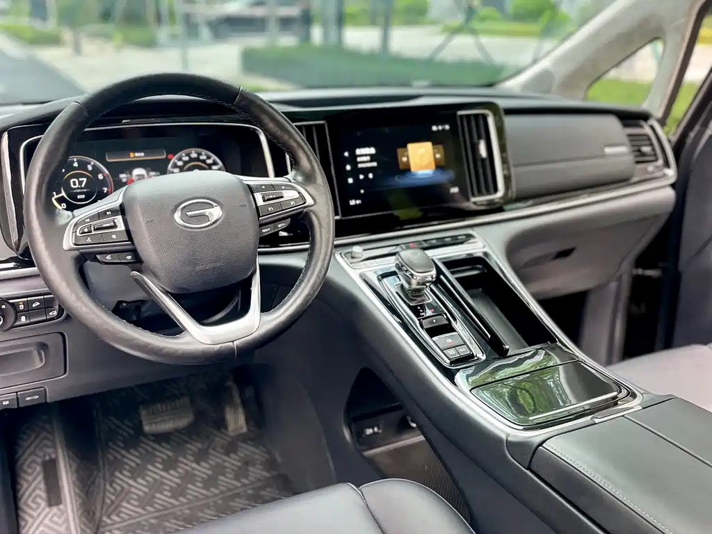 GAC Motor Trumpchi M8 2023 — фото 14