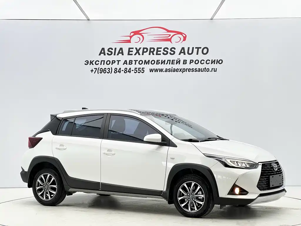 Toyota Yaris L 2022