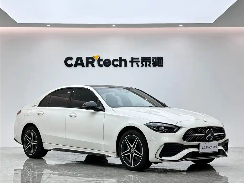 Mercedes-Benz C-Class 2024 — фото 6