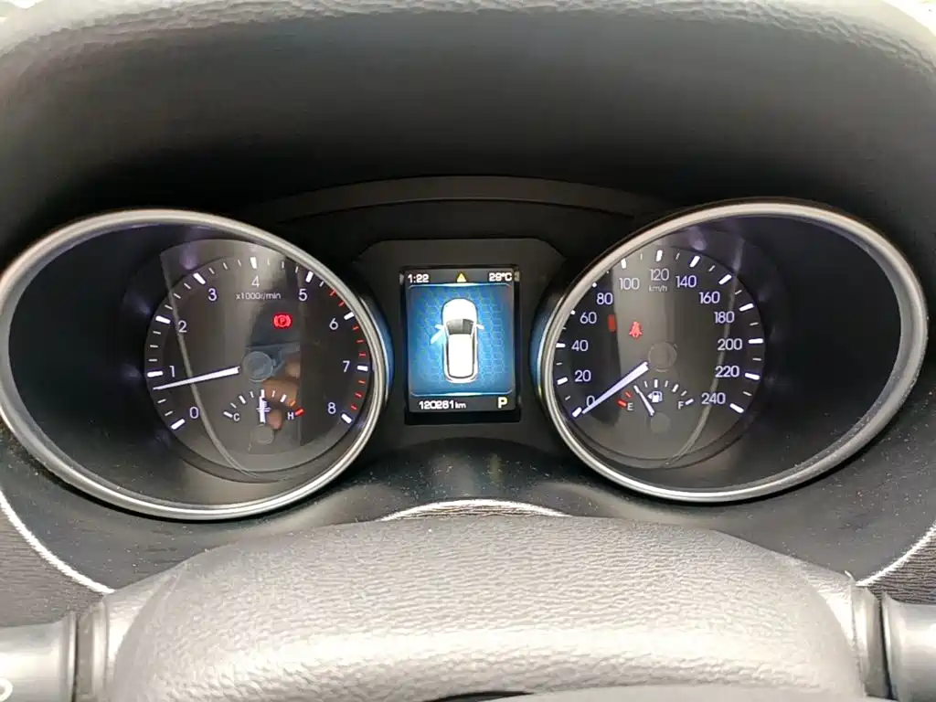 Haval H6 Coupe 2016 — фото 12