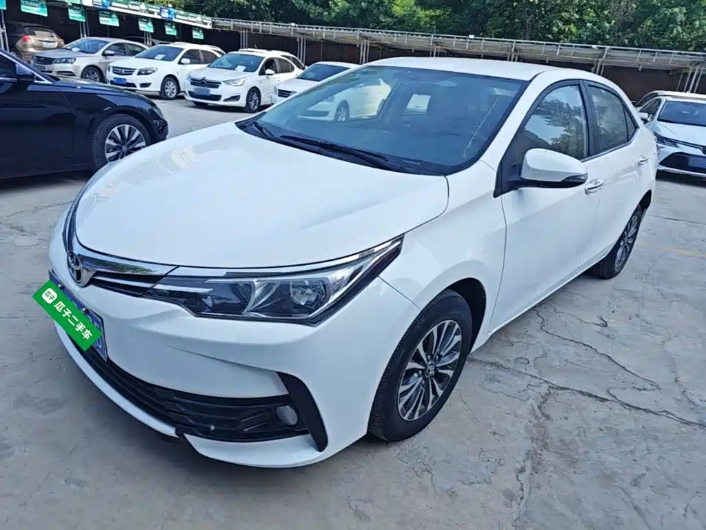 Toyota Corolla 2019 — фото 2