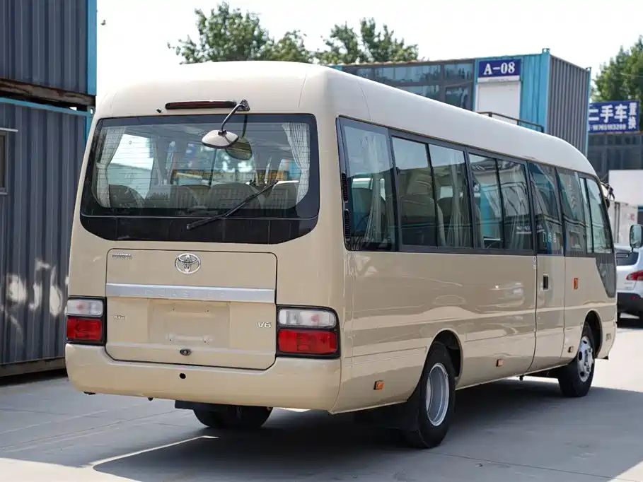 Toyota Coaster 2016 — фото 7