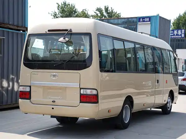 Toyota Coaster 2016