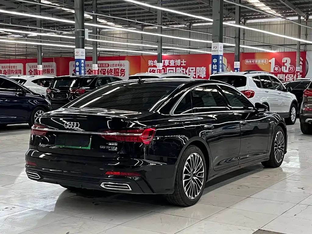 Audi A6L New Energy 2023 — фото 17