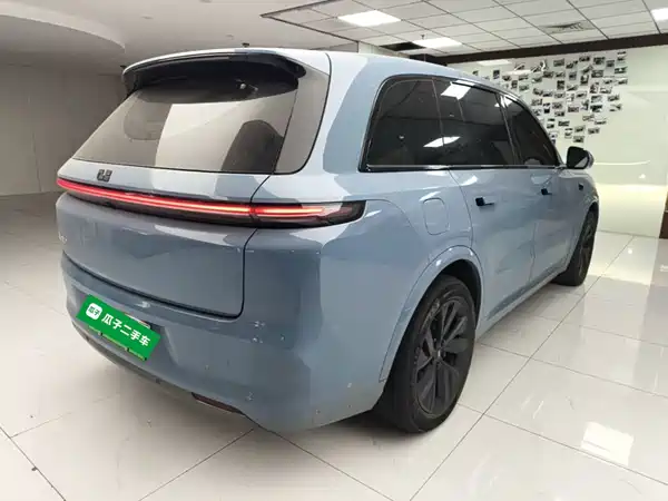 Li Auto L8 2023
