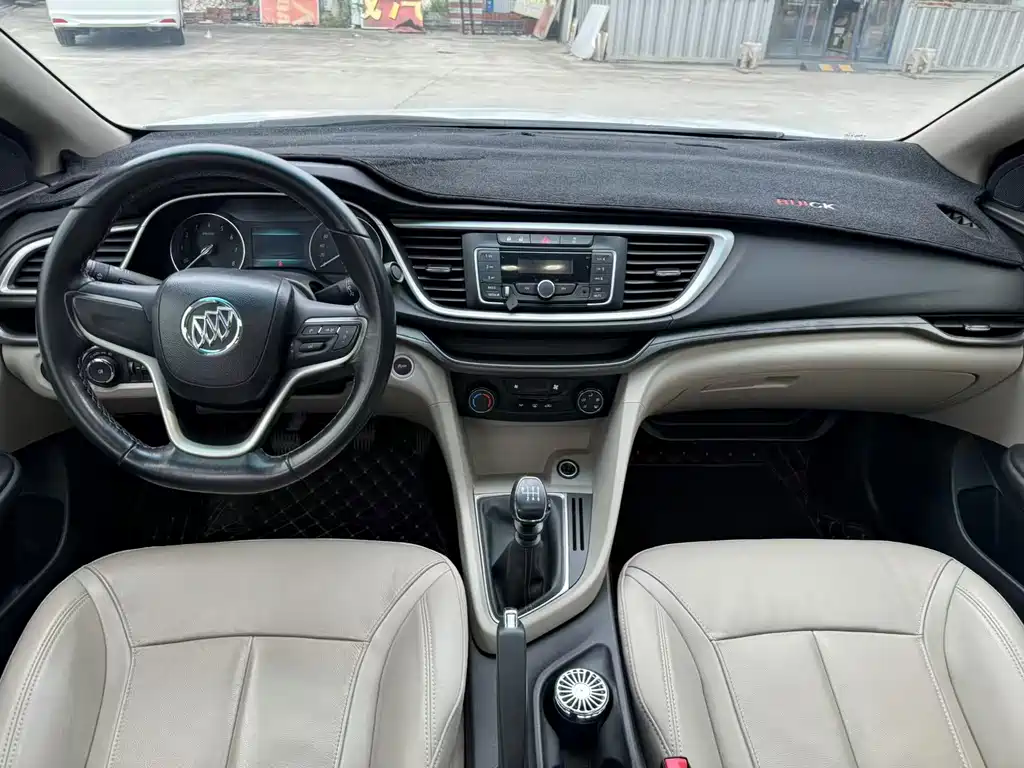 Buick Excelle 2018 — фото 6