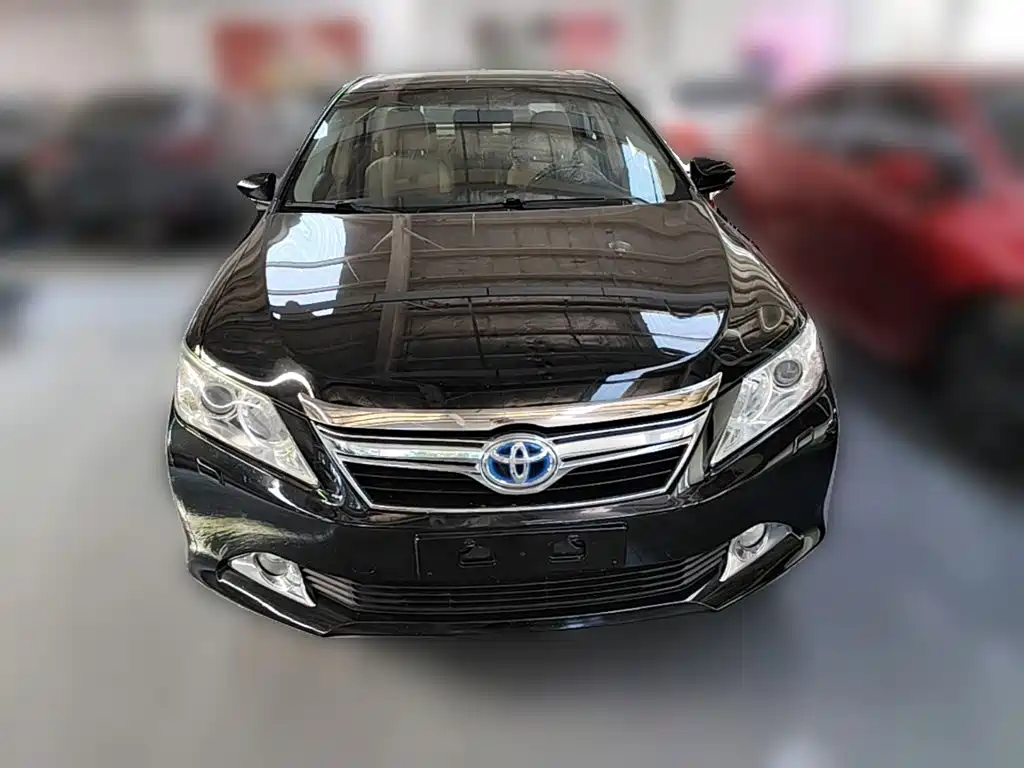 Toyota Camry 2015 — фото 5