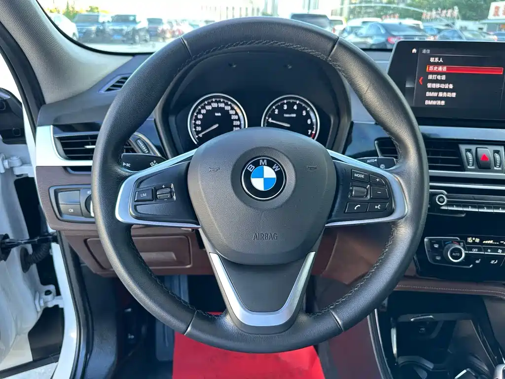 BMW X2 2021 — фото 14