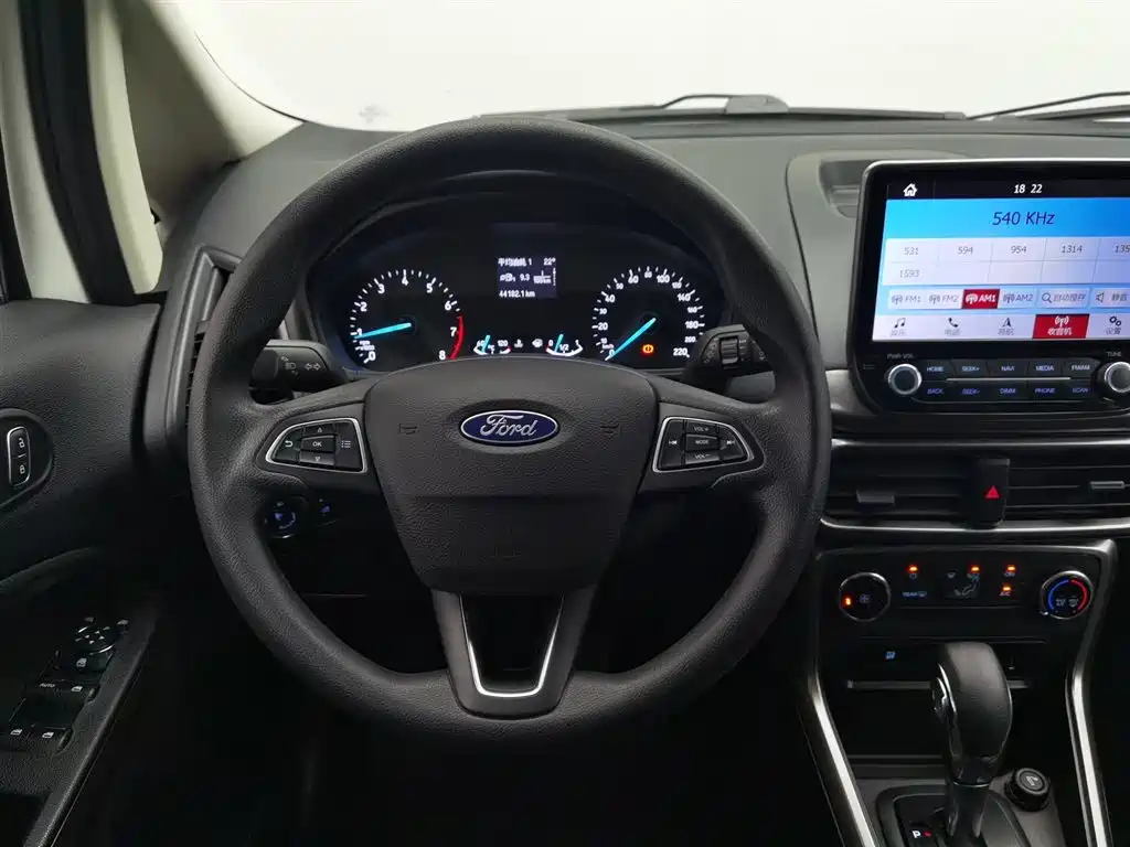 Ford Ecosport 2018 — фото 11