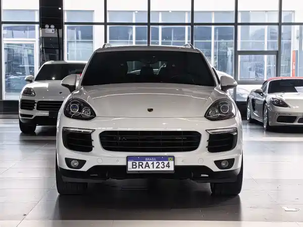 Porsche Cayenne 2016