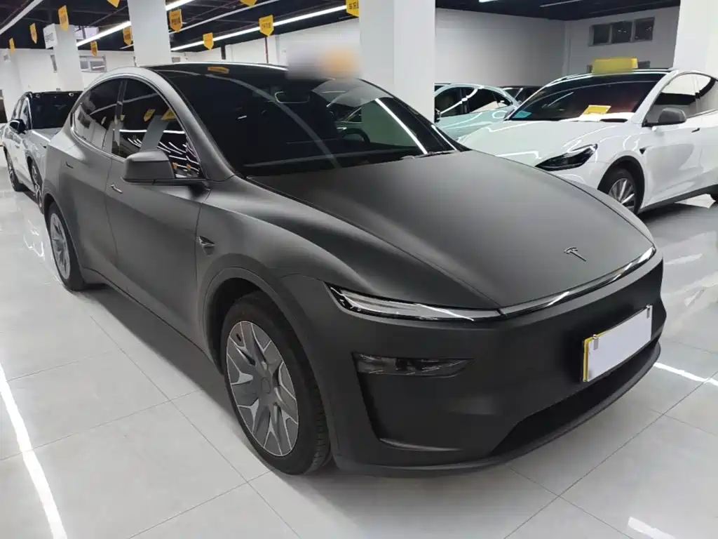 Tesla Model Y L 2025 — фото 4