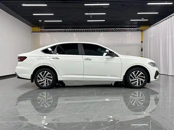 Volkswagen Lavida 2024