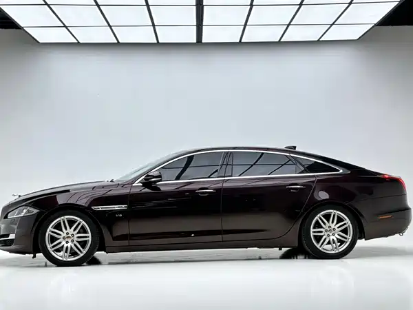 Jaguar XJ 2018