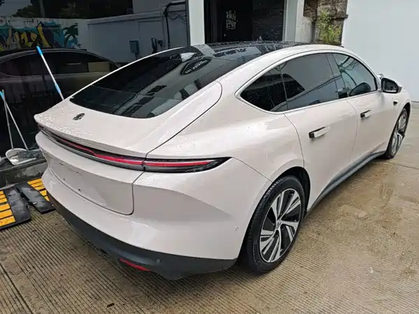 NIO ET5 2024