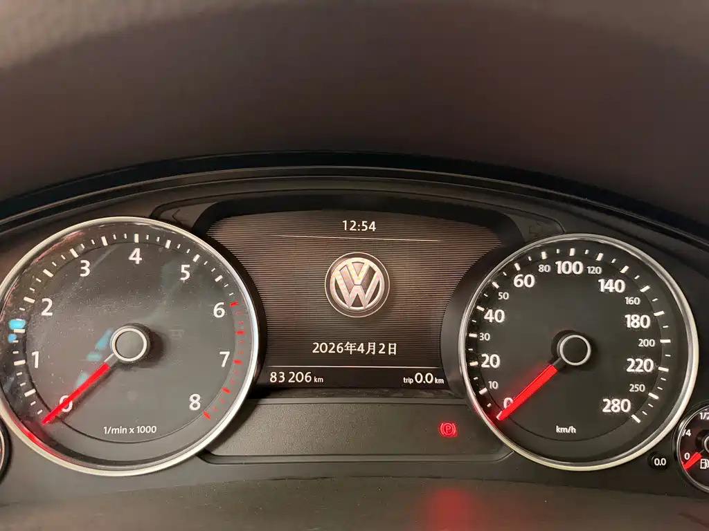 Volkswagen Touareg 2018 — фото 17