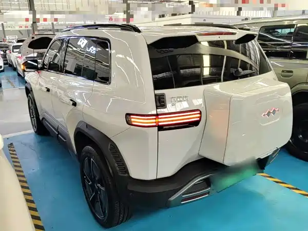 Fangchengbao Titanium 3 2025