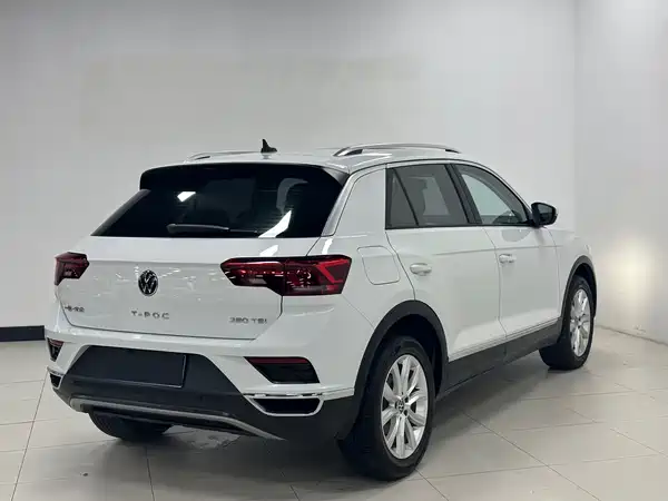 Volkswagen T-Roc 2023