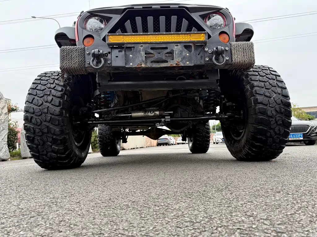 Jeep Wrangler 2013 — фото 14