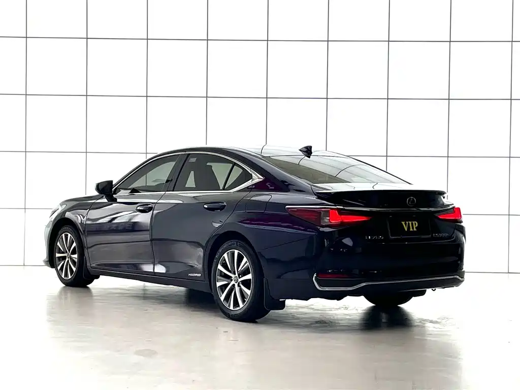 Lexus ES 2021 — фото 5
