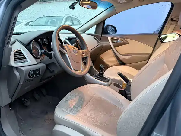 Buick Excelle GT 2012