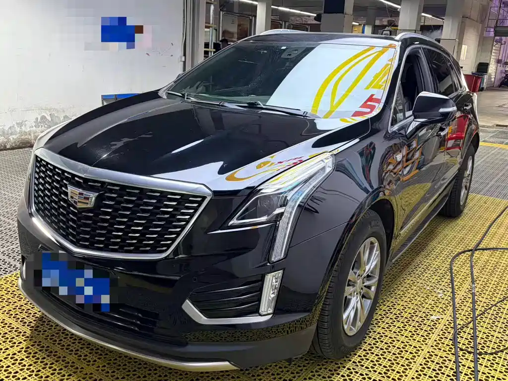 Cadillac XT5 2020 — фото 1