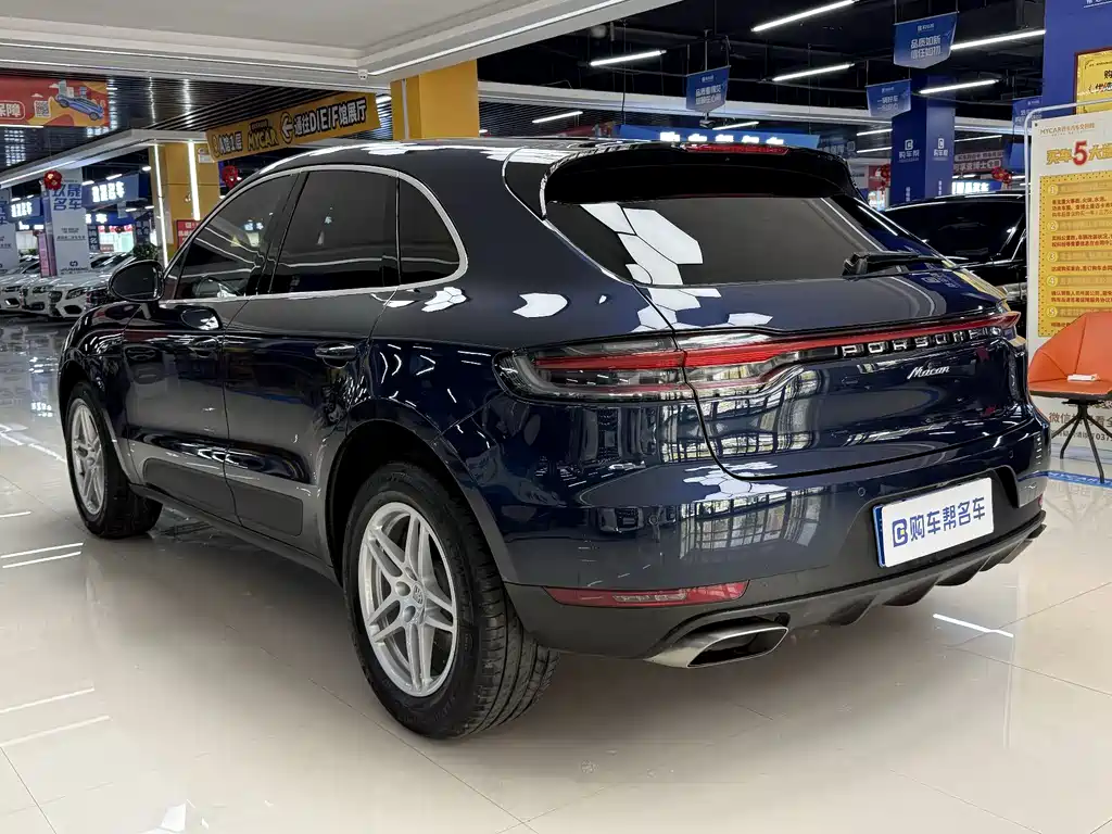 Porsche Macan 2019 — фото 16
