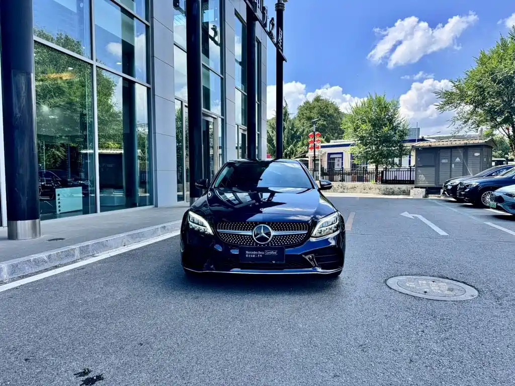 Mercedes-Benz C-Class 2020