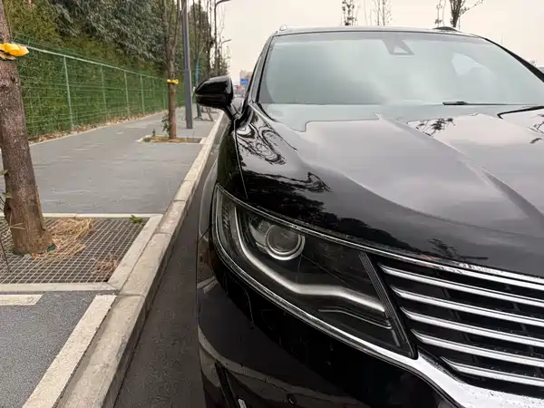Lincoln MKX 2015
