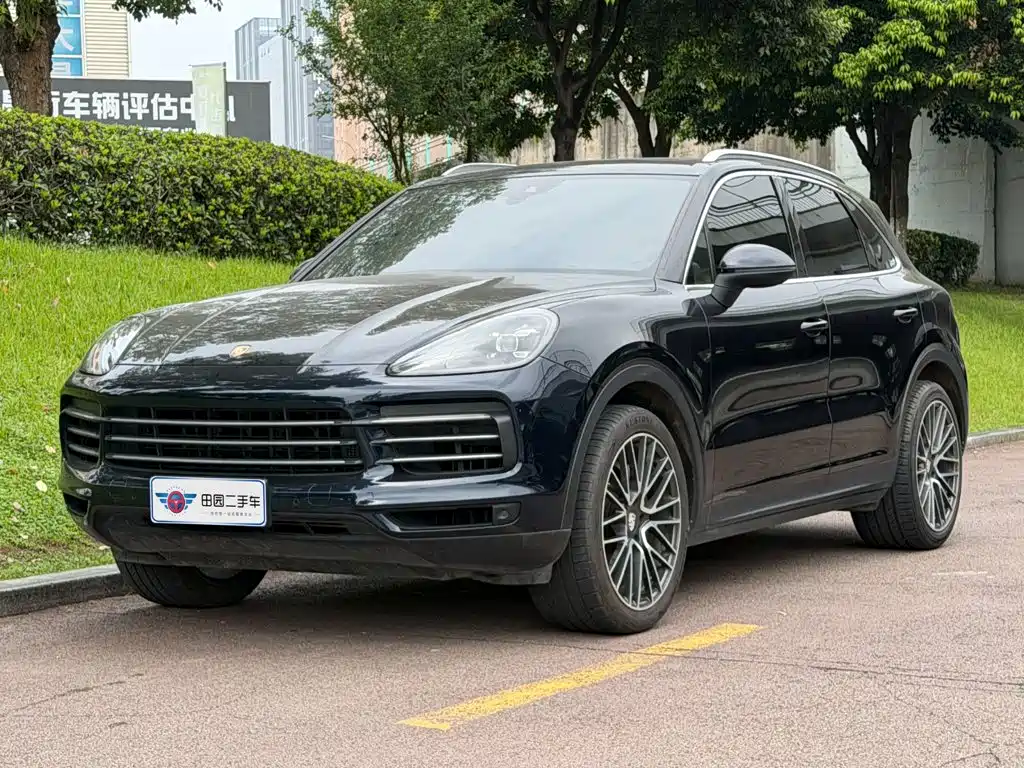Porsche Cayenne 2018 — фото 1