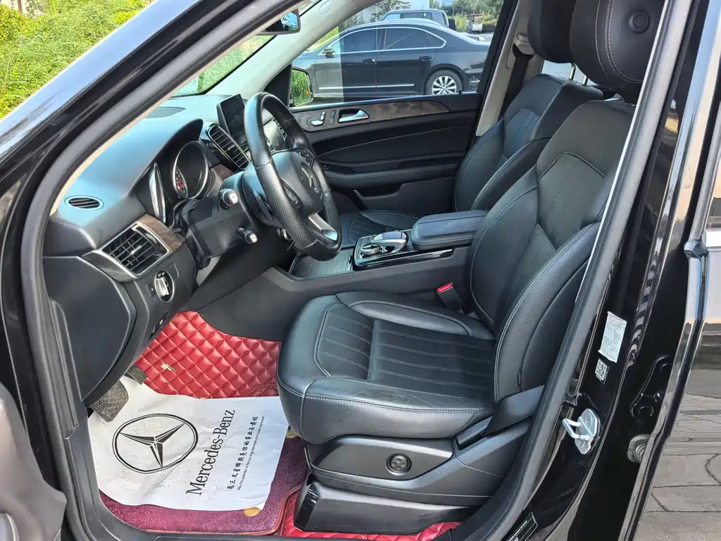 Mercedes-Benz GLE 2016 — фото 10