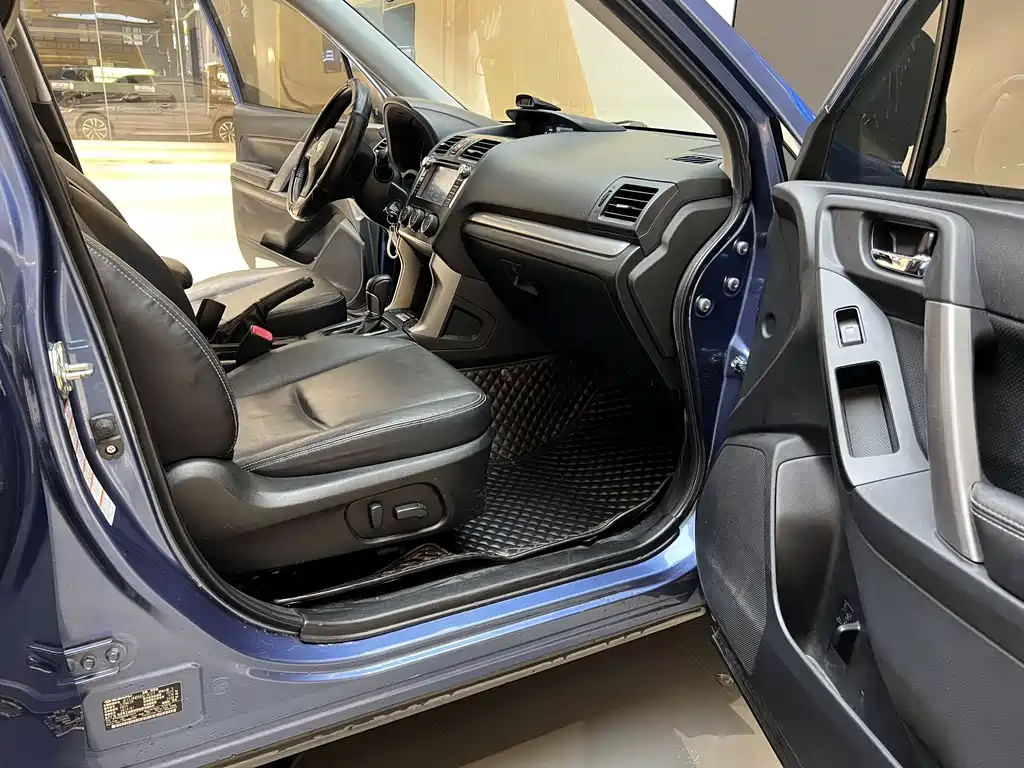 Subaru Forester 2014 — фото 14