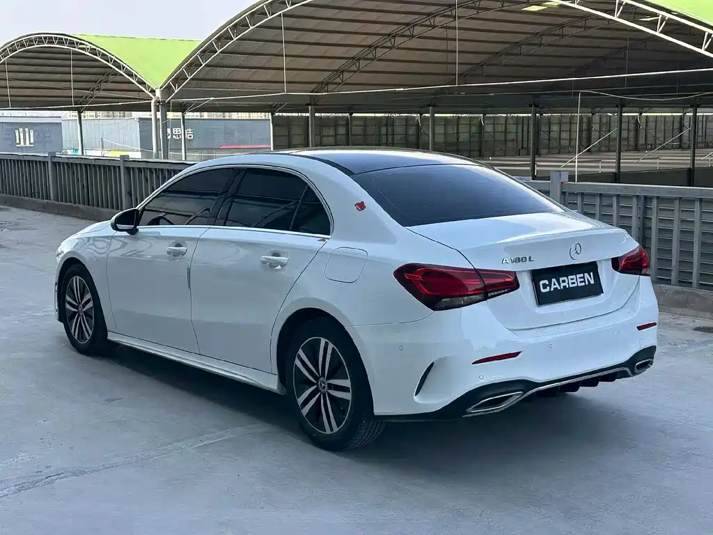 Mercedes-Benz A-Class 2019 — фото 7