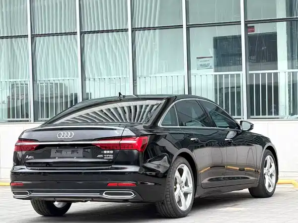 Audi A6L 2020