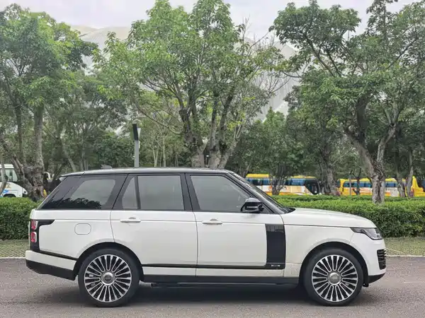 Land Rover Range Rover 2018