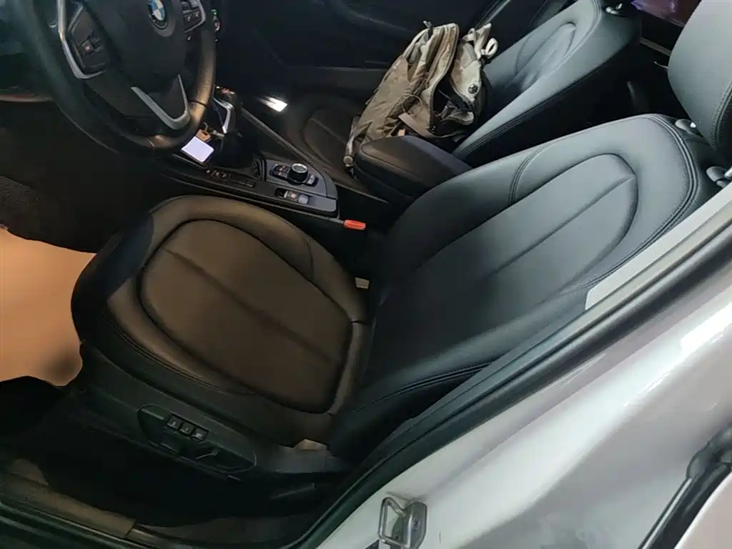 BMW X1 2018 — фото 15