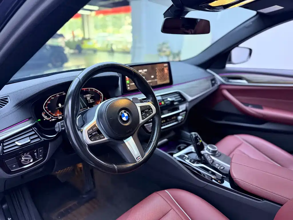 BMW 5 Series 2022