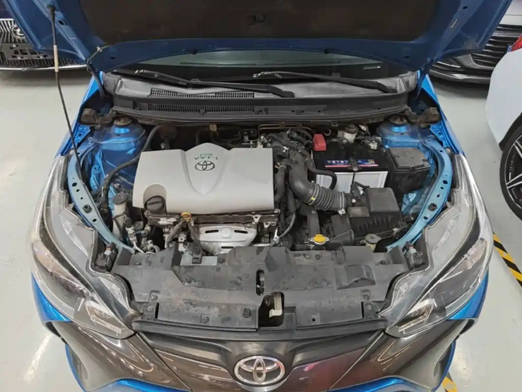 Toyota Yaris L 2018 — фото 20