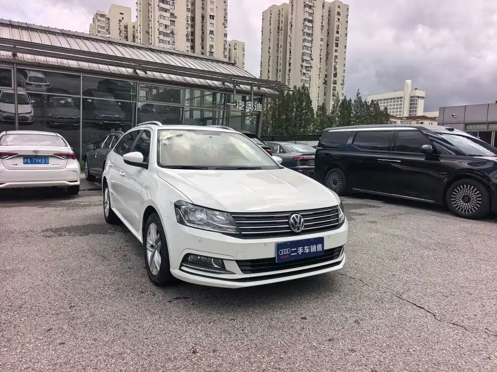 Volkswagen Gran Lavida 2018 — фото 3