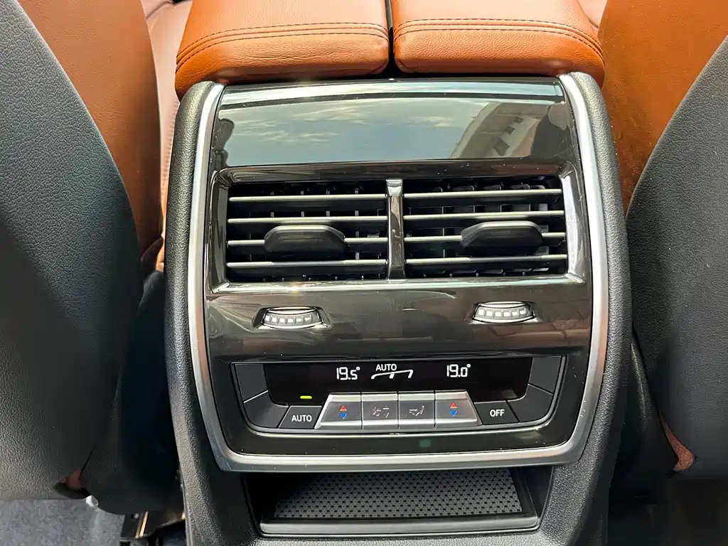 BMW X7 2022 — фото 15