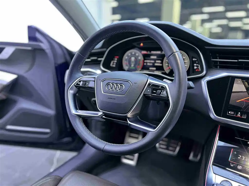 Audi A7L 2022 — фото 13
