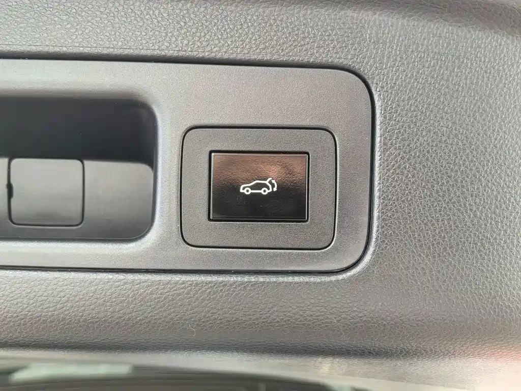 GAC Trumpchi M8 2021 — фото 6