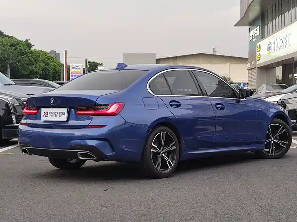 BMW 3 Series 2021