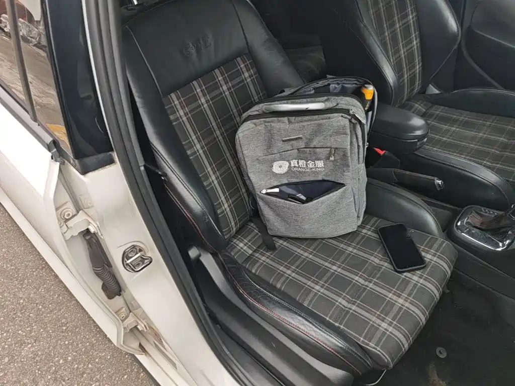 Volkswagen Polo 2015 — фото 25