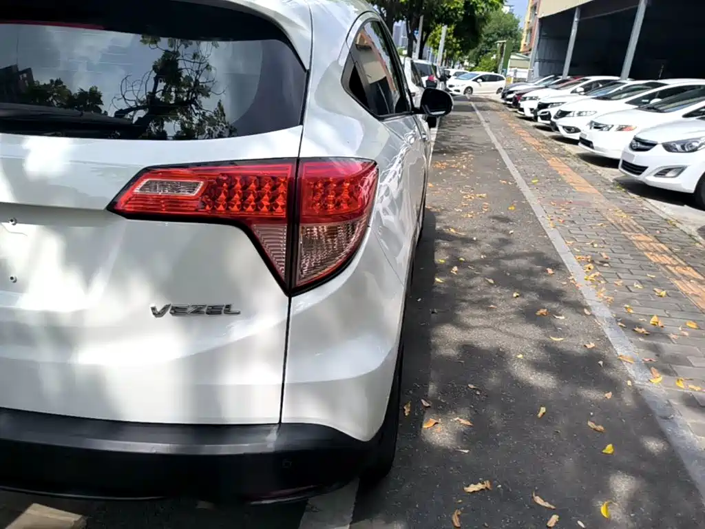 Honda Vezel 2017 — фото 24