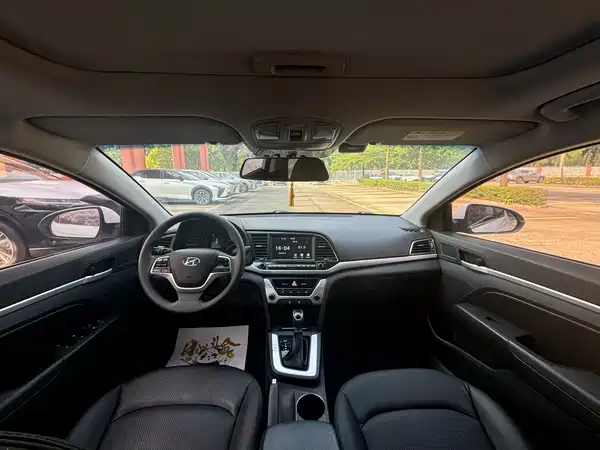Hyundai Celesta 2018