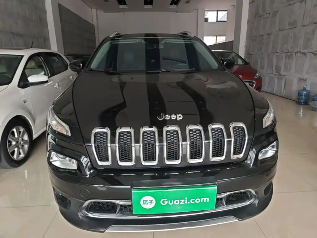 Jeep Cherokee 2018 — фото 3