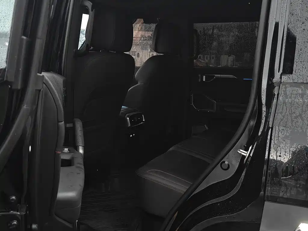 Jetour Traveller C-DM 2024 — фото 17