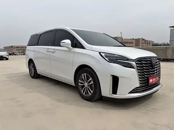 Buick GL8 2023