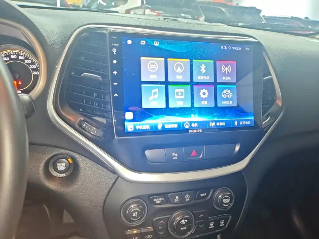 Jeep Cherokee 2018 — фото 13