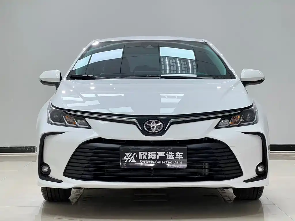 Toyota Corolla 2022 — фото 2